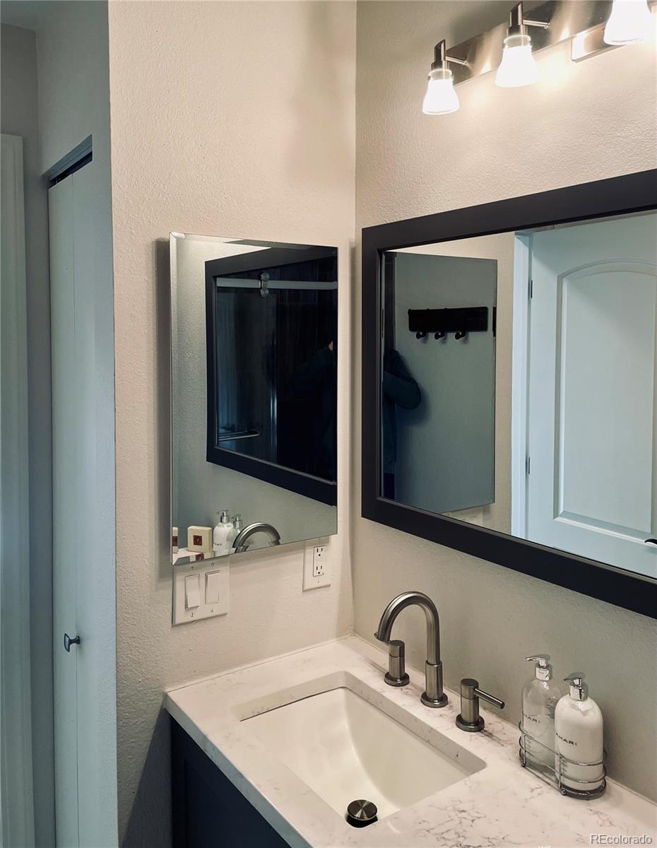 MLS Image #14 for 14396 e temple place,aurora, Colorado