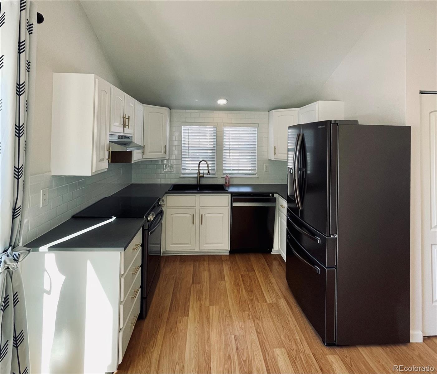 MLS Image #3 for 14396 e temple place,aurora, Colorado