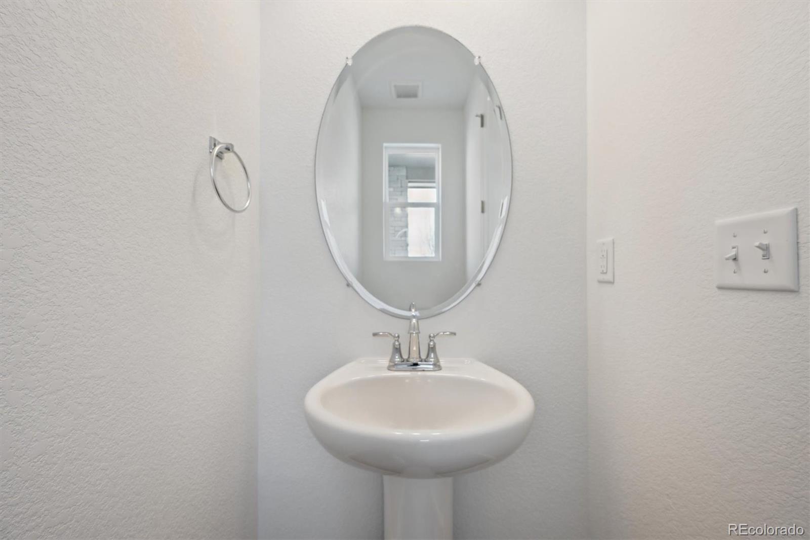 MLS Image #3 for 170  lark sparrow way,bennett, Colorado