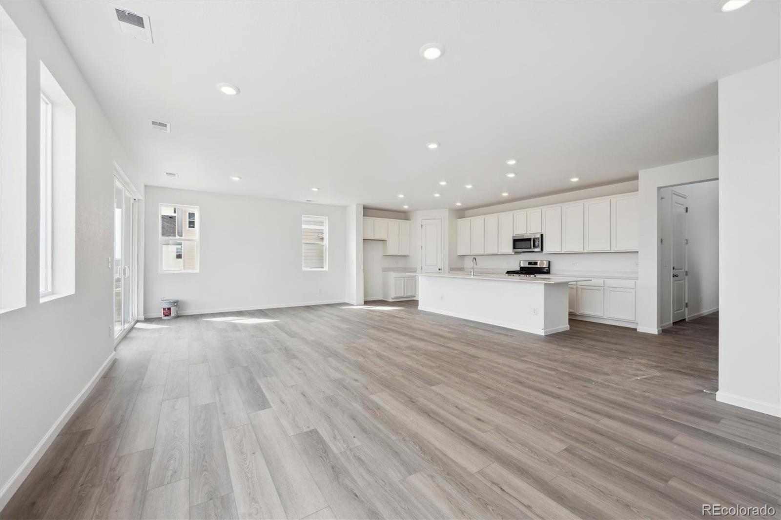 MLS Image #9 for 170  lark sparrow way,bennett, Colorado