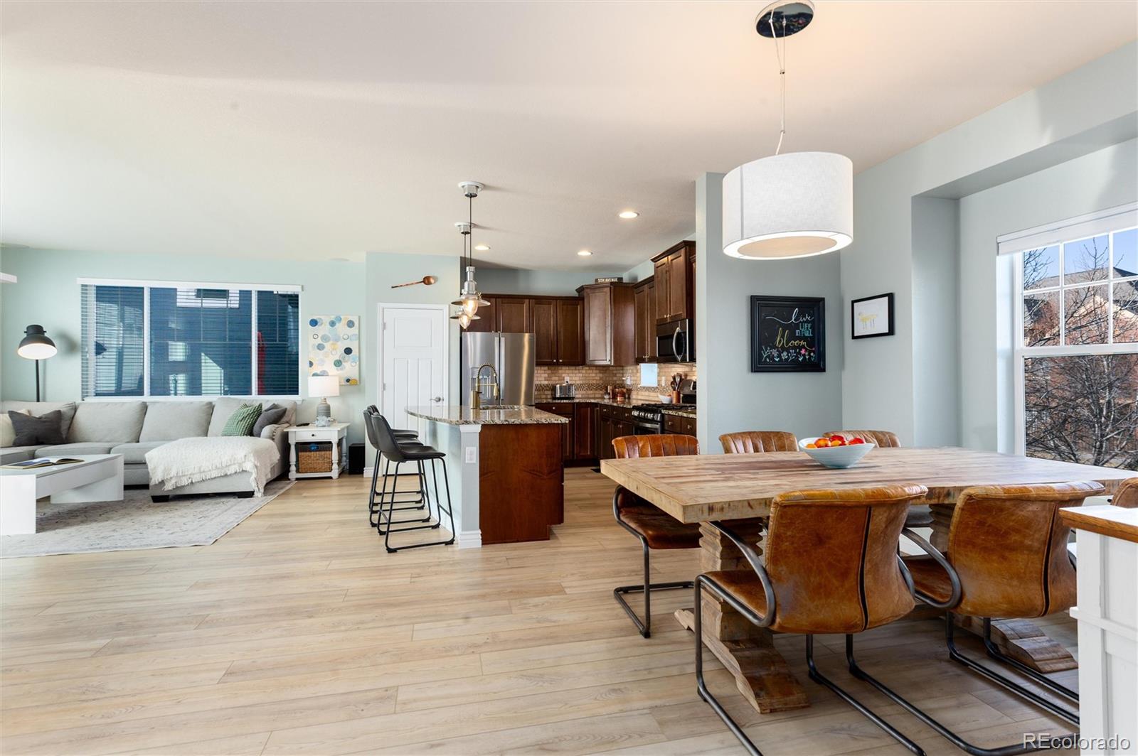 MLS Image #11 for 9690 e 5th avenue,denver, Colorado