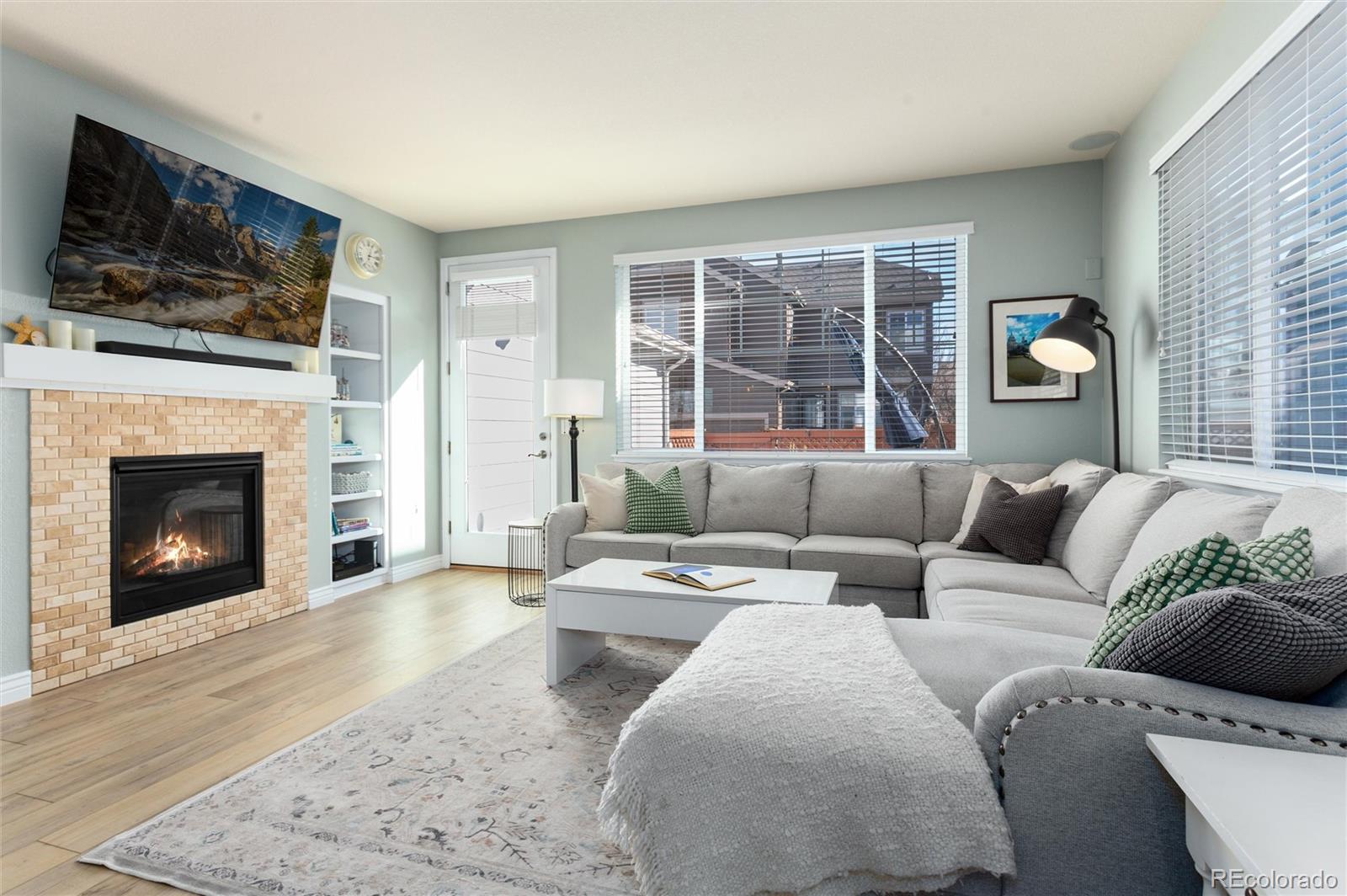 MLS Image #3 for 9690 e 5th avenue,denver, Colorado