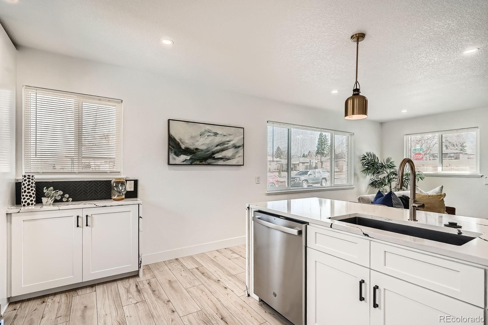 MLS Image #8 for 5103 w 36th avenue,denver, Colorado