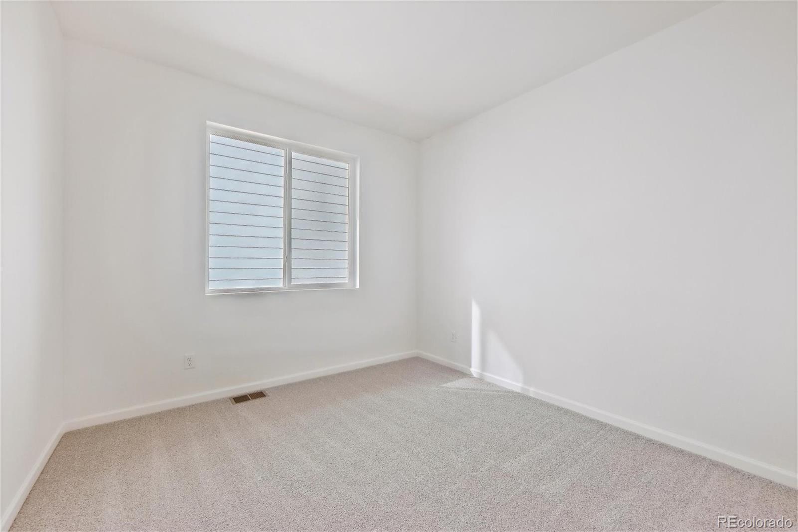 MLS Image #4 for 200  lark sparrow way,bennett, Colorado