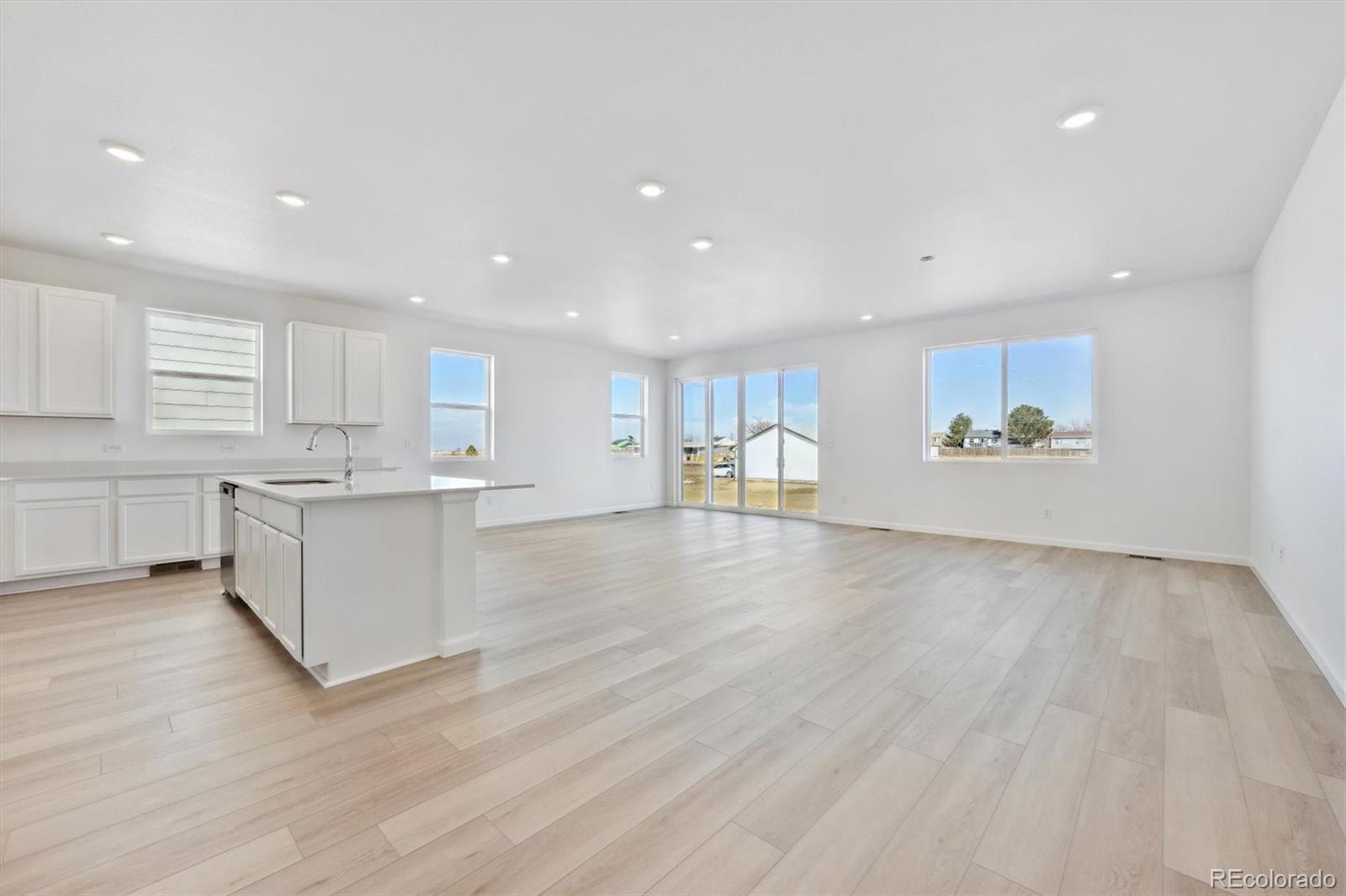 MLS Image #7 for 200  lark sparrow way,bennett, Colorado