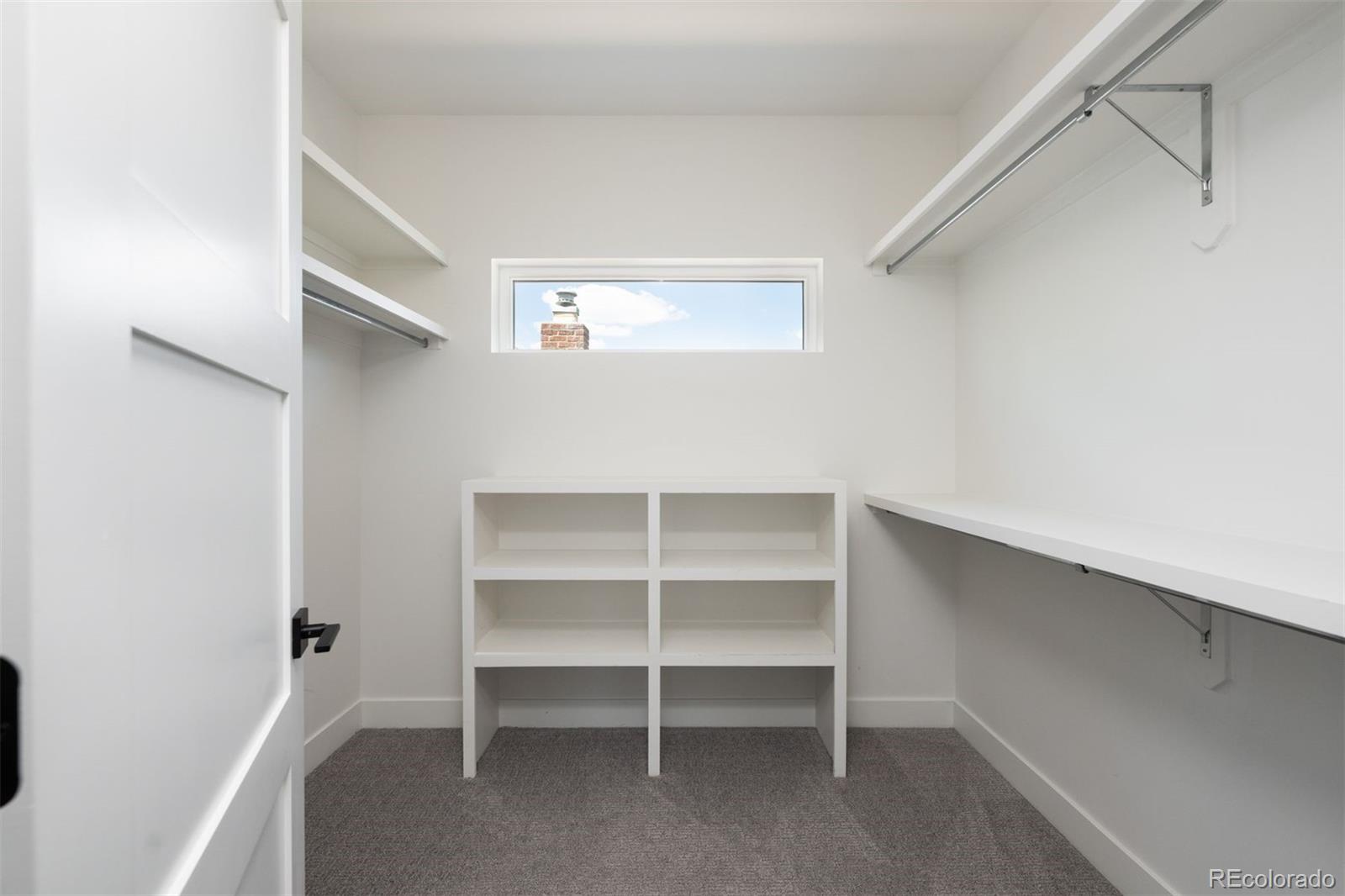 MLS Image #28 for 872 s vine street,denver, Colorado