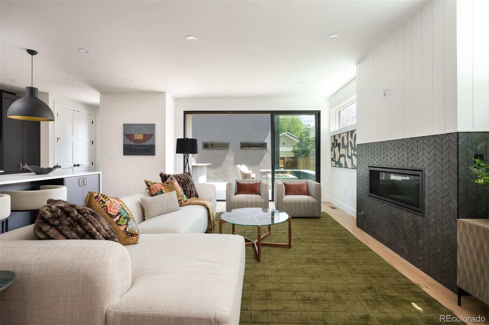 MLS Image #3 for 872 s vine street,denver, Colorado
