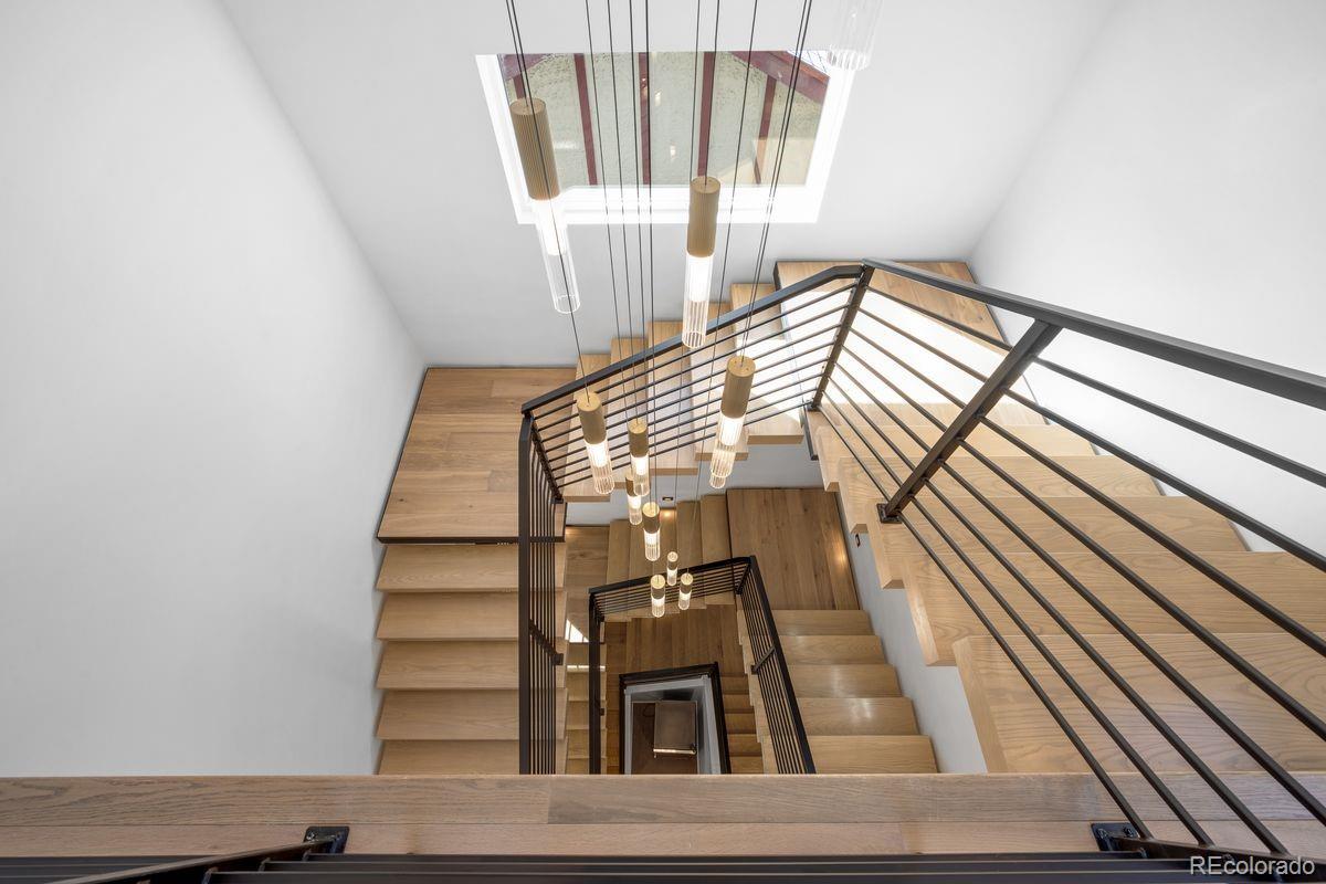 MLS Image #36 for 872 s vine street,denver, Colorado