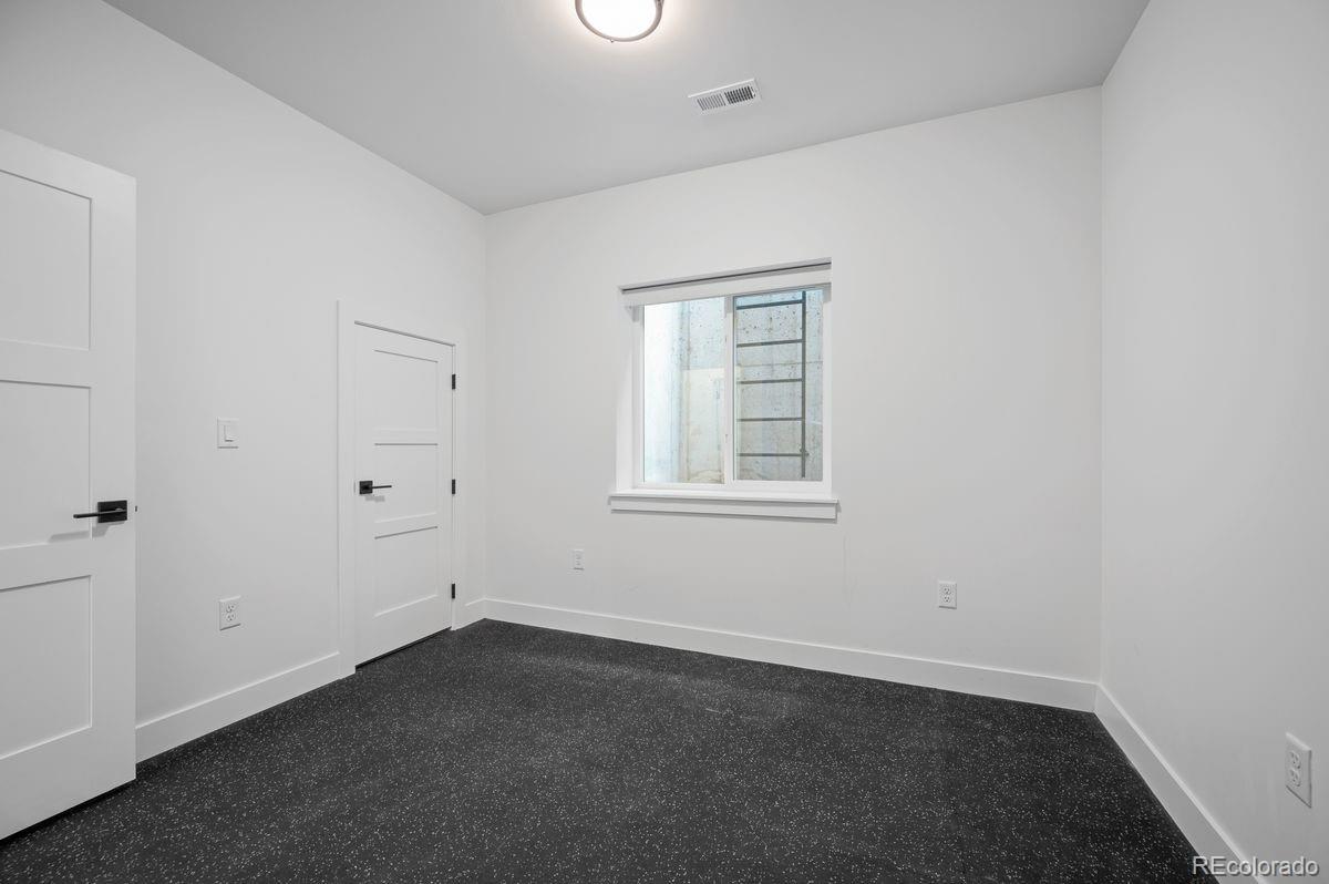 MLS Image #44 for 872 s vine street,denver, Colorado