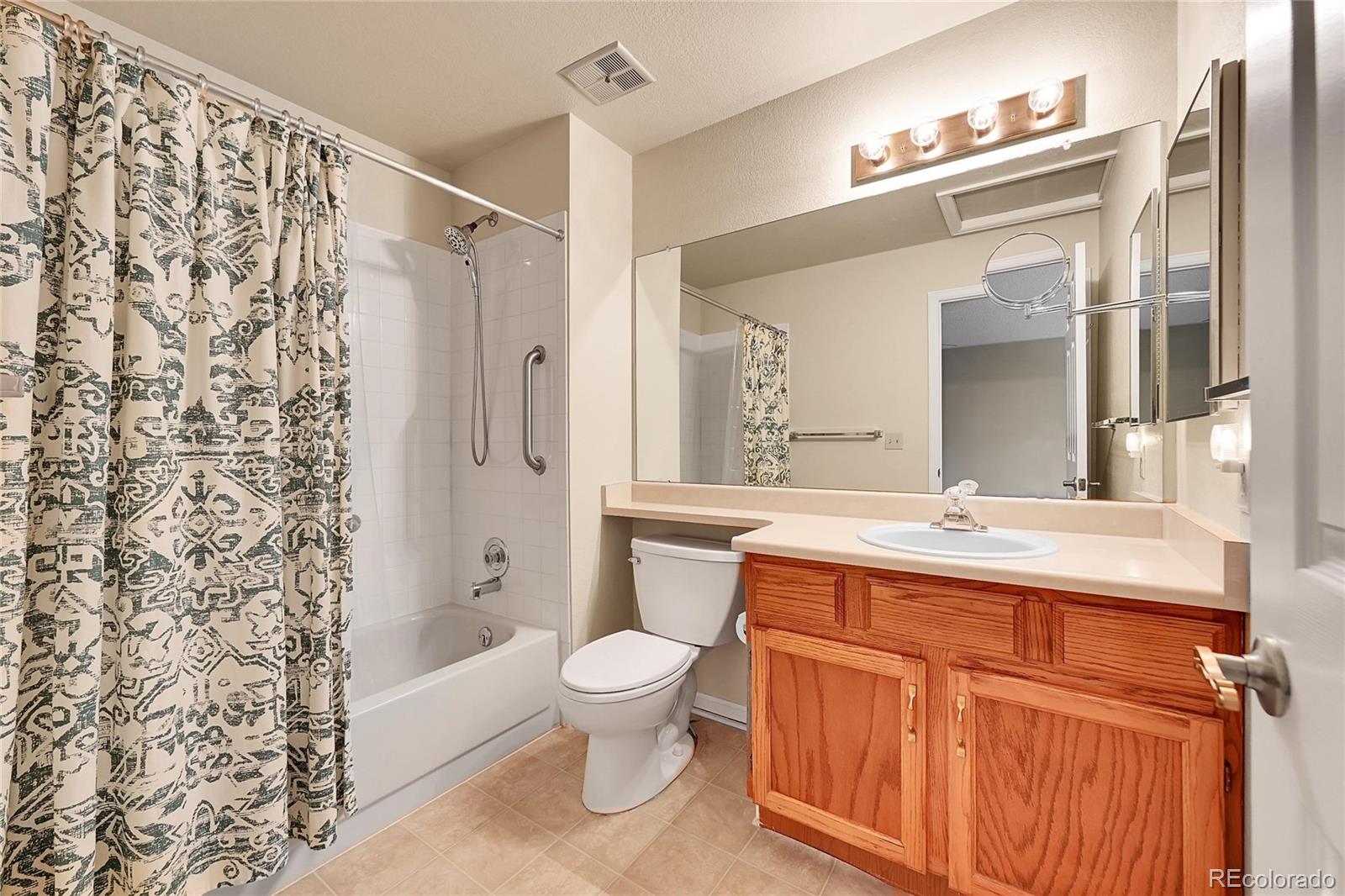 MLS Image #14 for 9183 w cedar drive,lakewood, Colorado