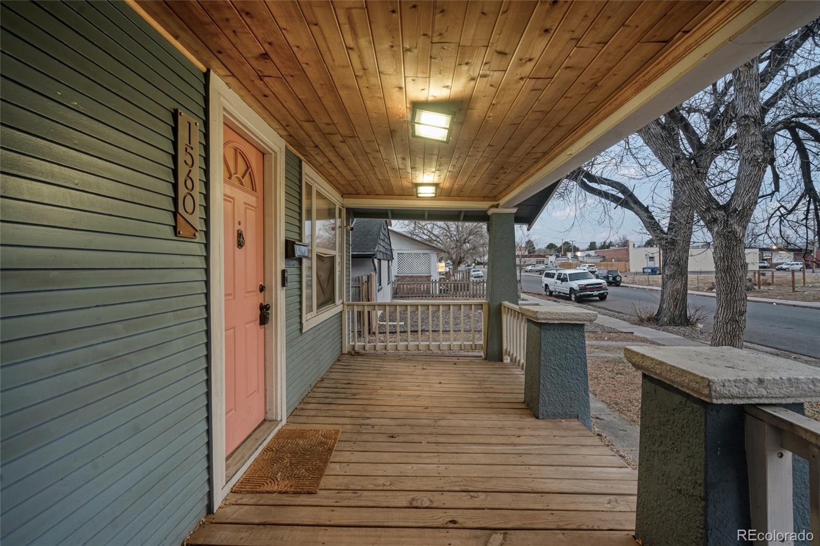 MLS Image #4 for 1560  clinton street,aurora, Colorado