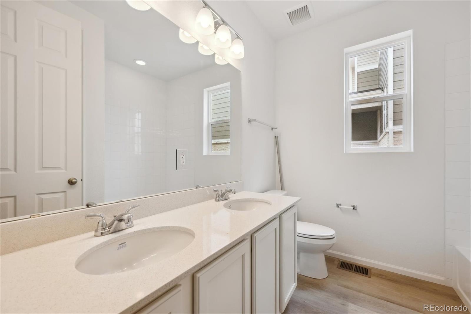 MLS Image #2 for 6615 n nepal street,aurora, Colorado