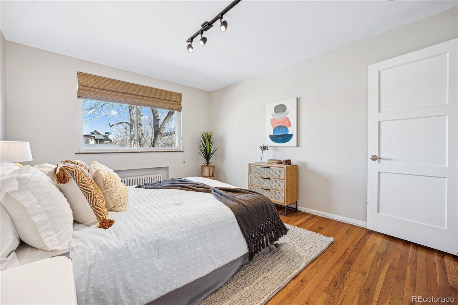 MLS Image #17 for 525  jackson street,denver, Colorado