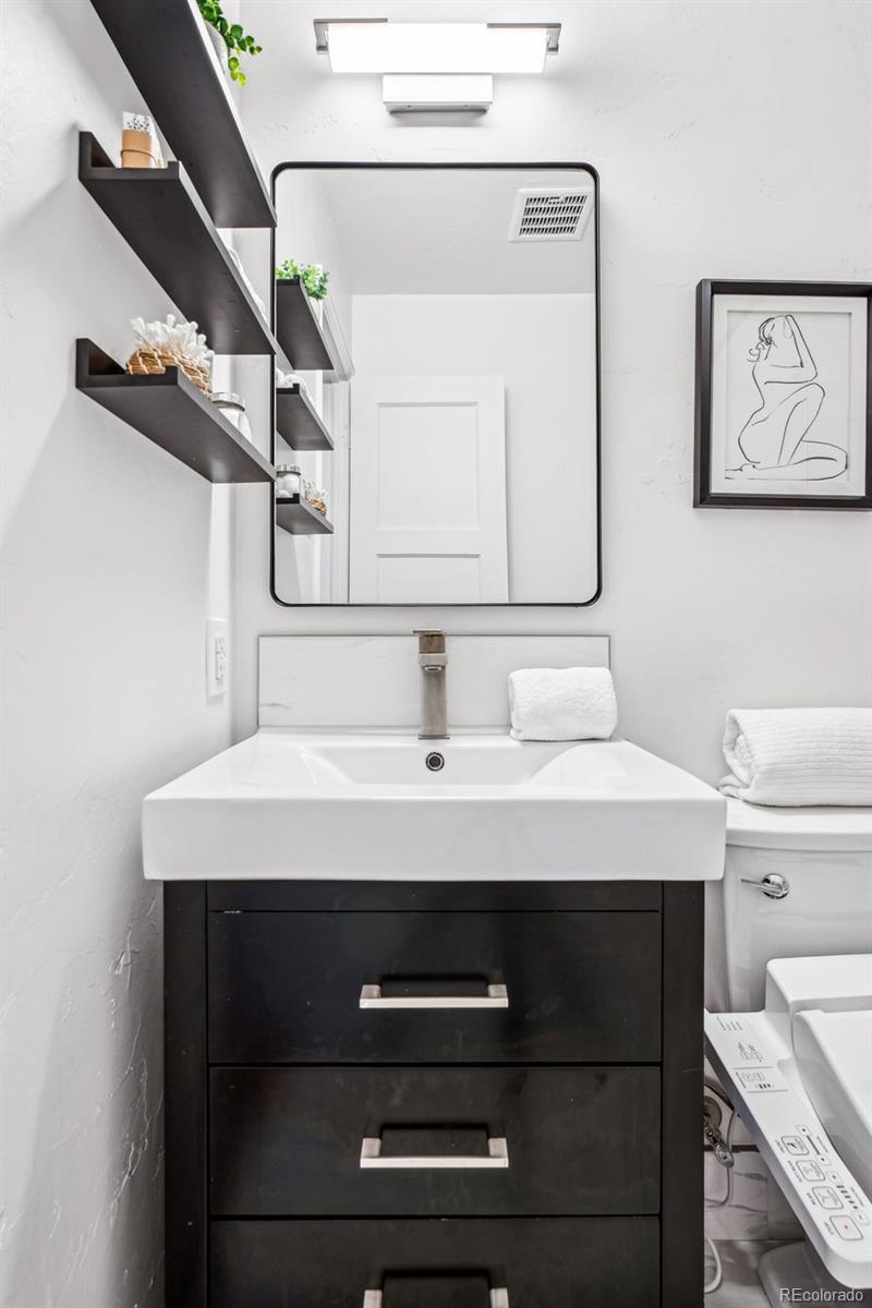 MLS Image #19 for 525  jackson street,denver, Colorado