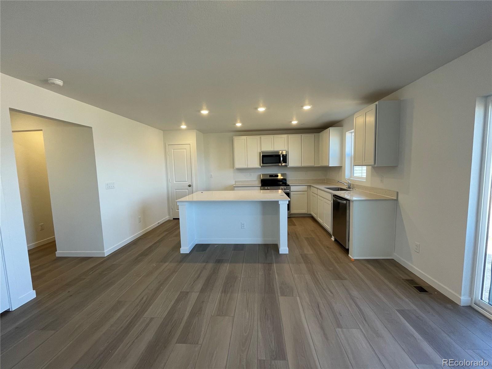 MLS Image #1 for 22035 e 39th avenue,aurora, Colorado