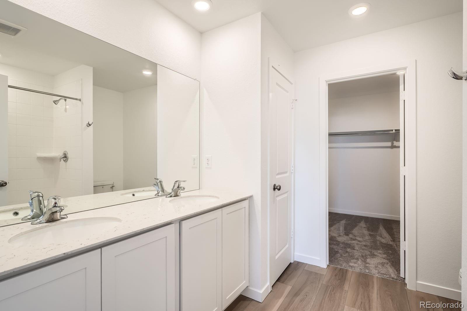 MLS Image #6 for 3911 n shawnee street,aurora, Colorado