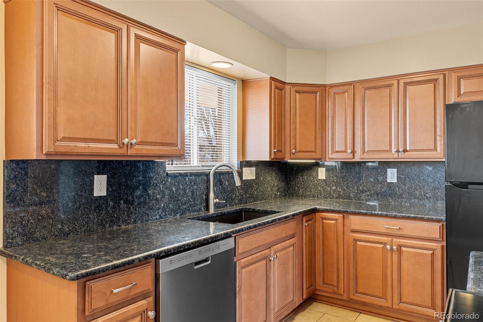MLS Image #11 for 1001  dakin street,denver, Colorado