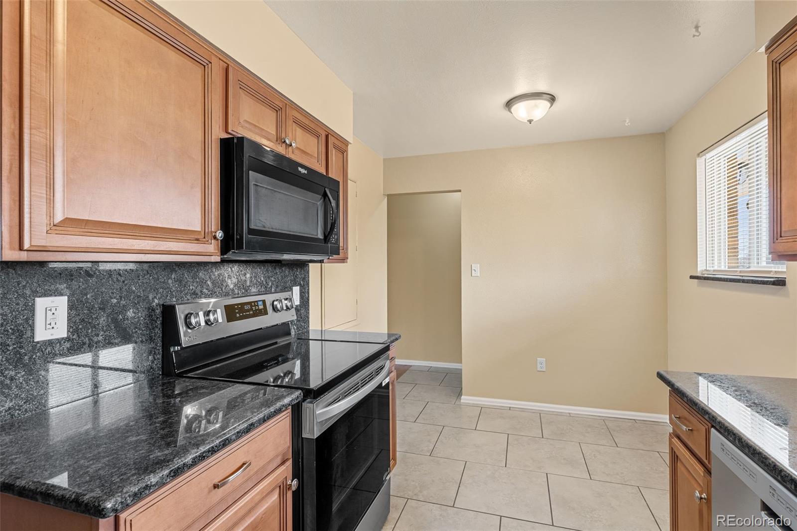 MLS Image #15 for 1001  dakin street,denver, Colorado