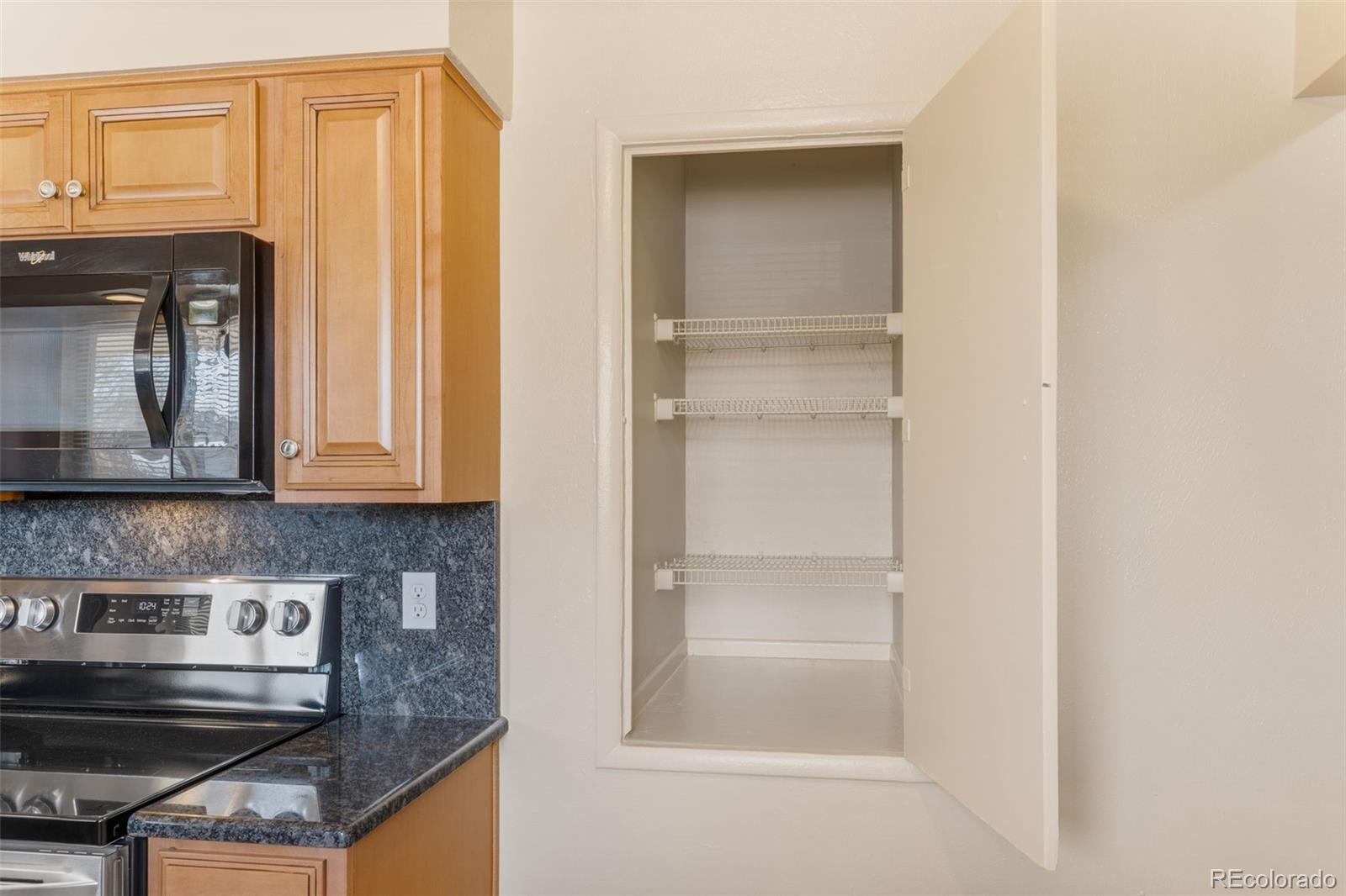 MLS Image #16 for 1001  dakin street,denver, Colorado