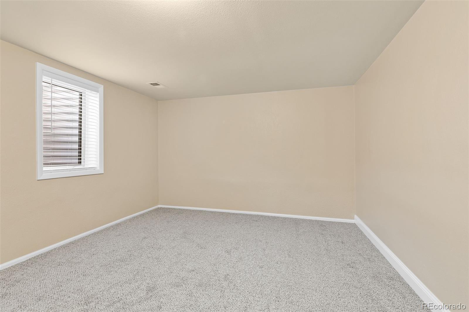 MLS Image #36 for 1001  dakin street,denver, Colorado