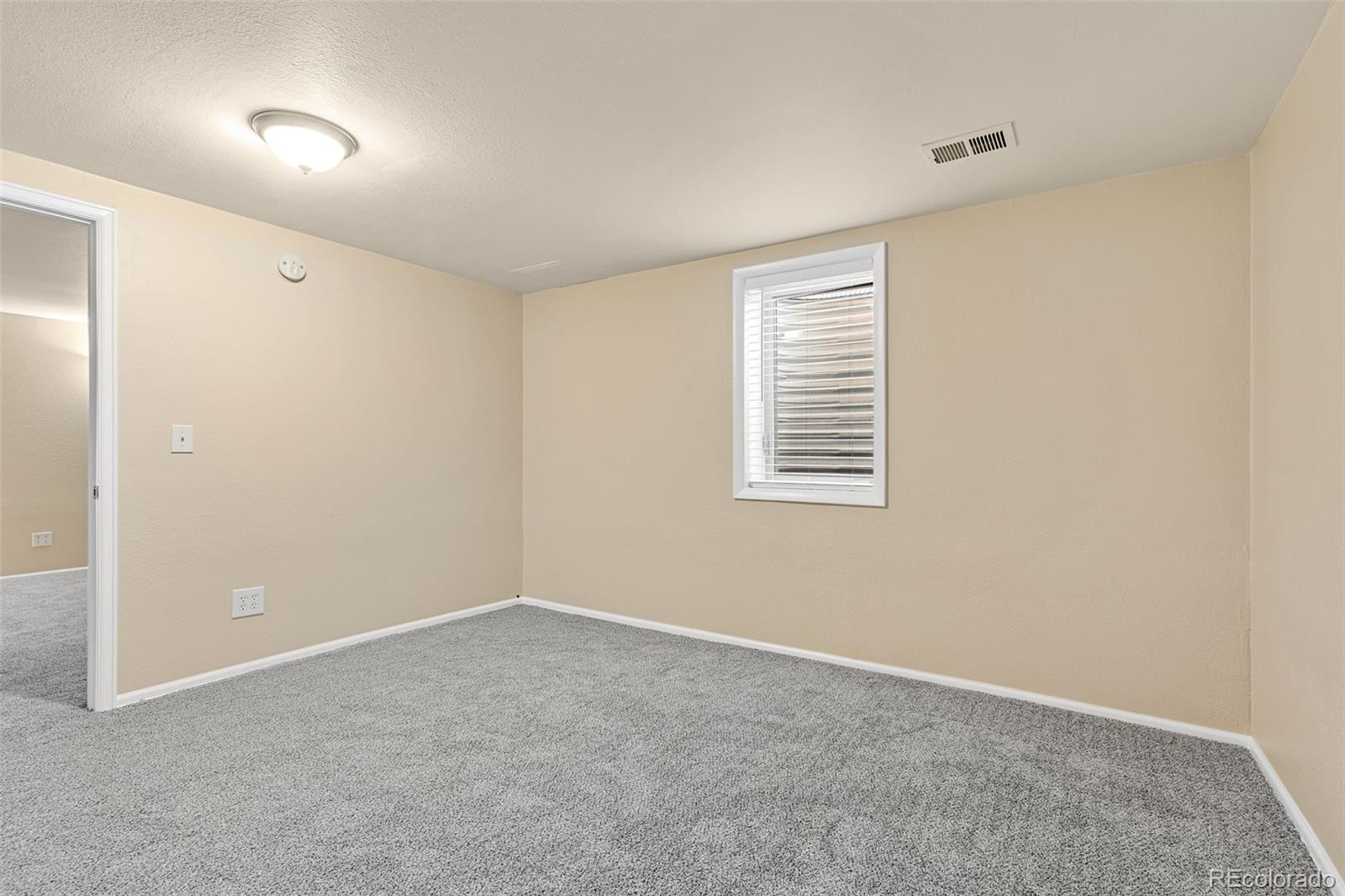 MLS Image #37 for 1001  dakin street,denver, Colorado
