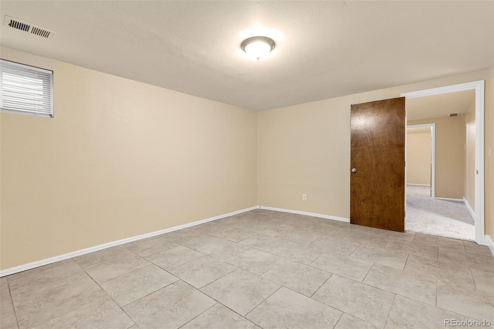 MLS Image #39 for 1001  dakin street,denver, Colorado