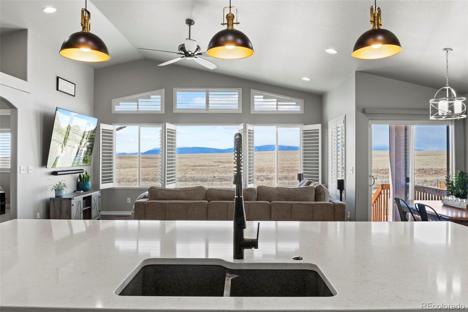 MLS Image #11 for 3730  hare haven lane,colorado springs, Colorado