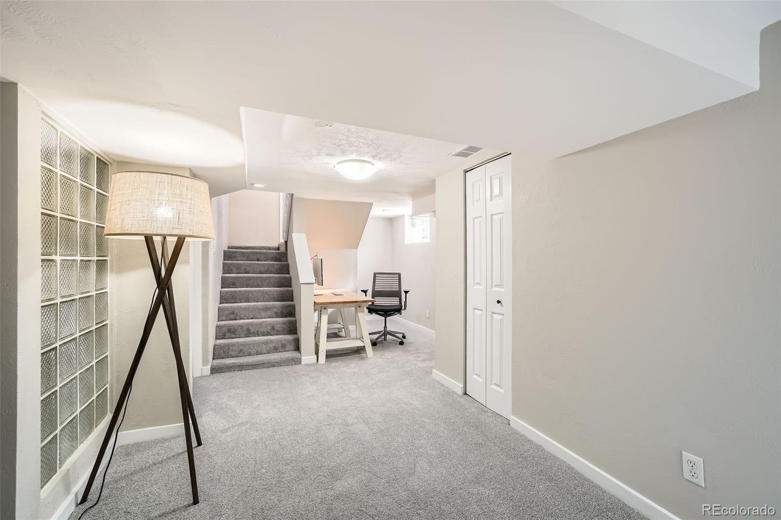 MLS Image #20 for 1640  harrison street,denver, Colorado