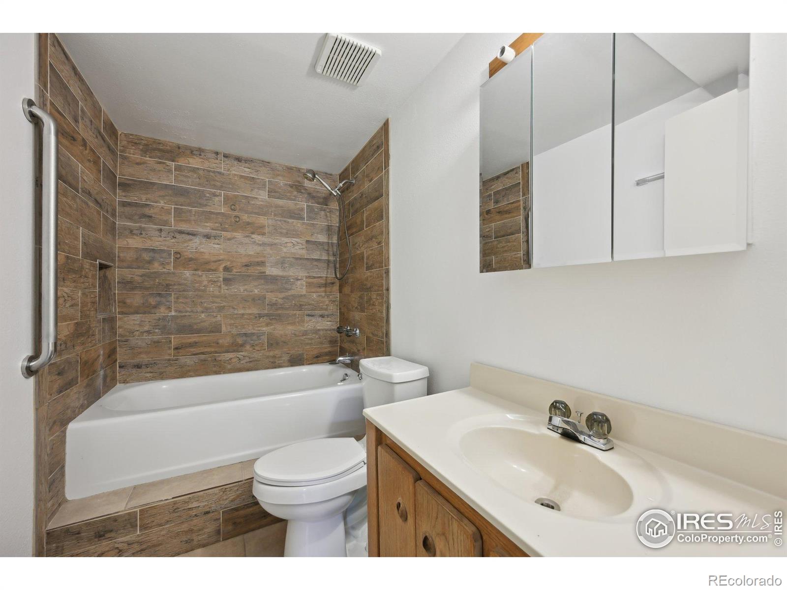 MLS Image #17 for 1460  harvard street,longmont, Colorado