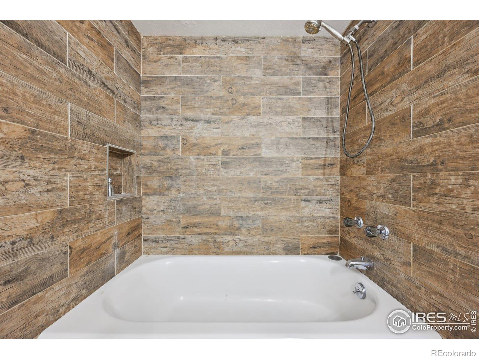 MLS Image #18 for 1460  harvard street,longmont, Colorado