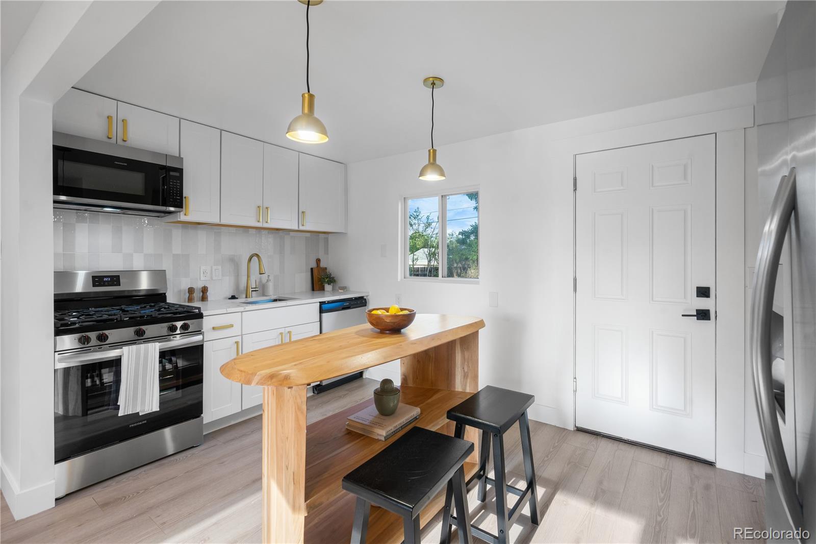 MLS Image #8 for 3980 s hazel court,englewood, Colorado
