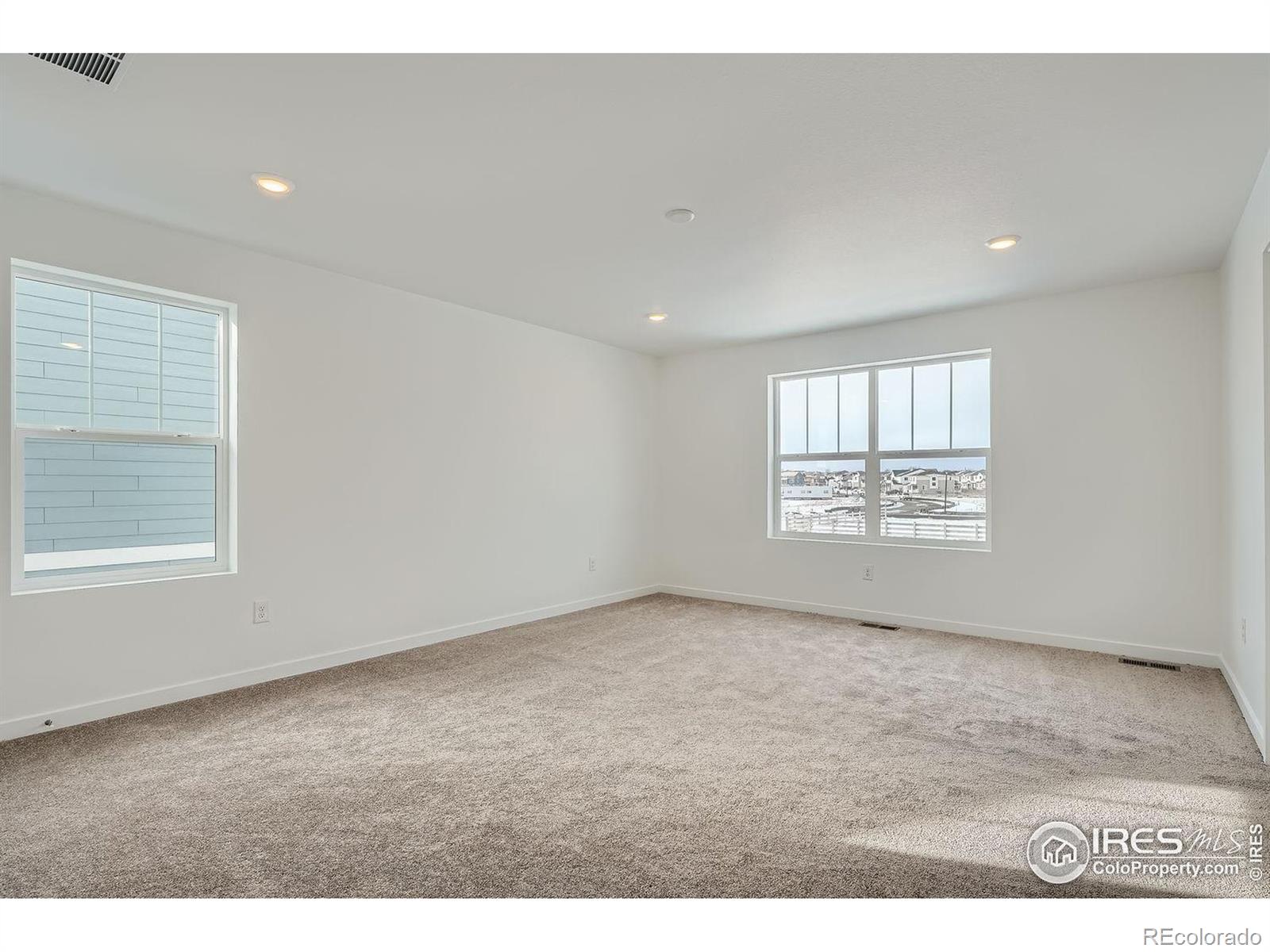 MLS Image #6 for 189  baler court,brighton, Colorado