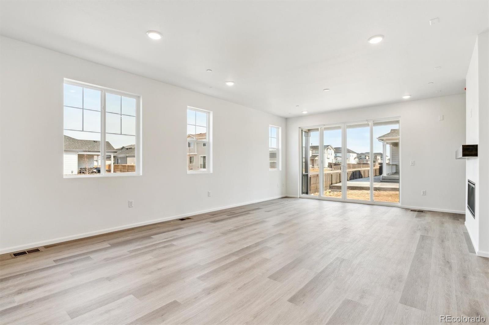 MLS Image #9 for 9742  cathay street,commerce city, Colorado