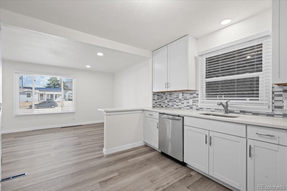 MLS Image #10 for 4573 s acoma street,englewood, Colorado
