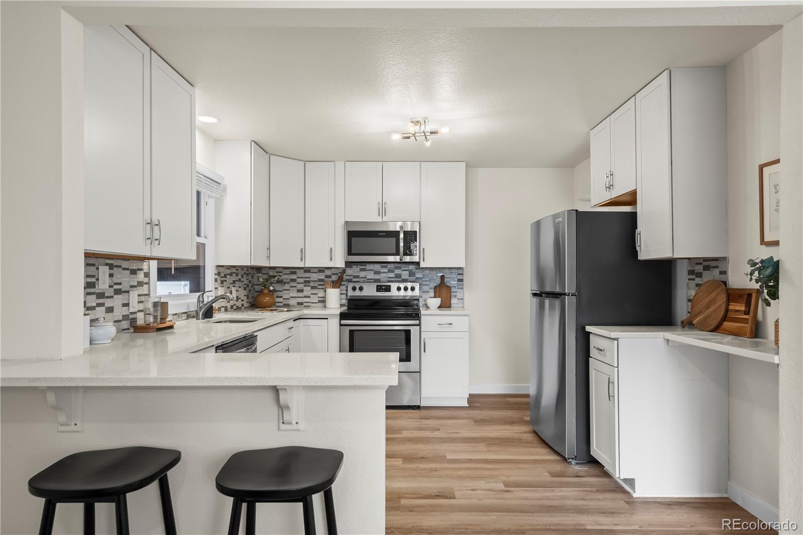 MLS Image #6 for 4573 s acoma street,englewood, Colorado