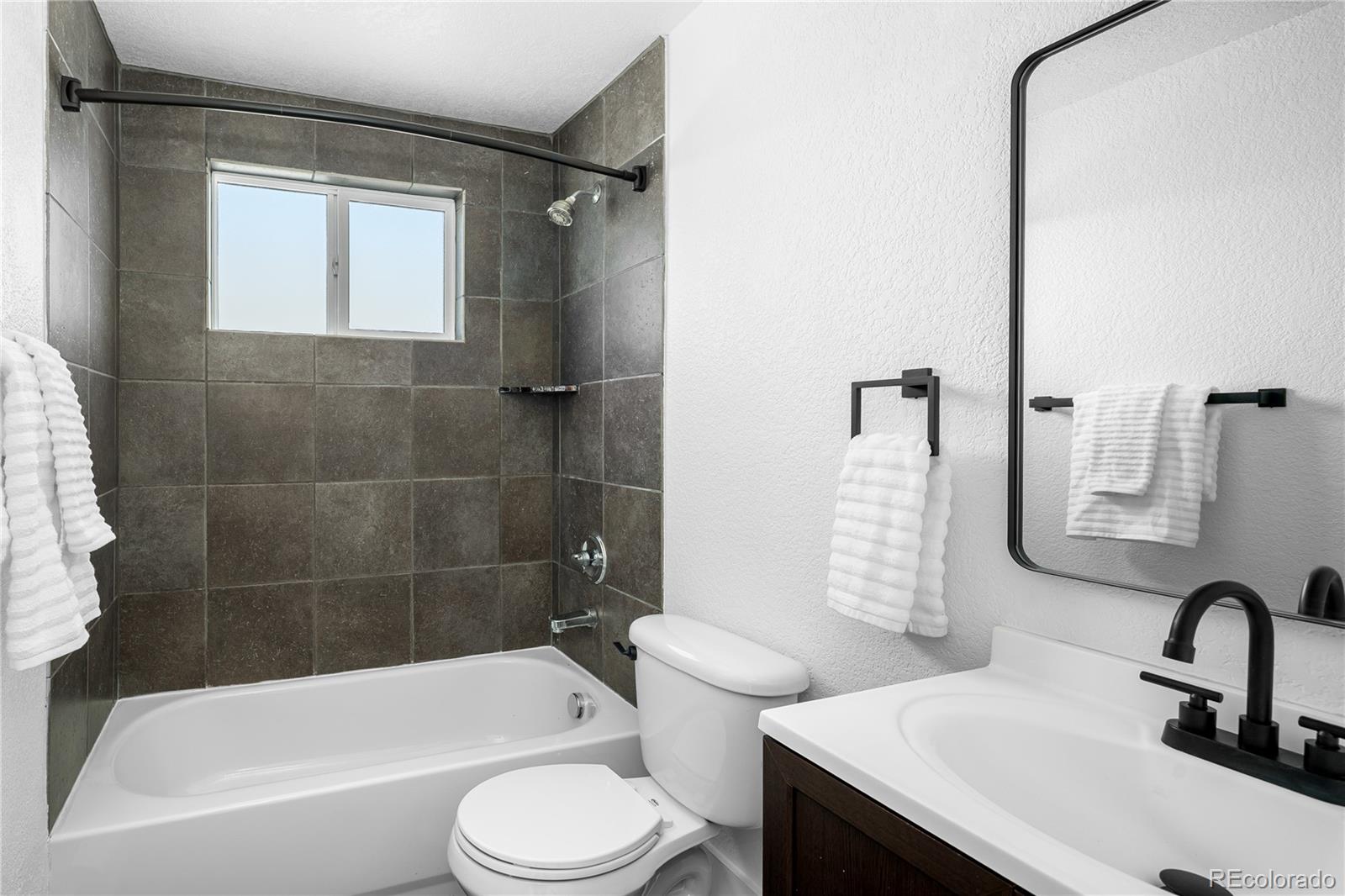 MLS Image #19 for 120 s pennsylvania street,denver, Colorado