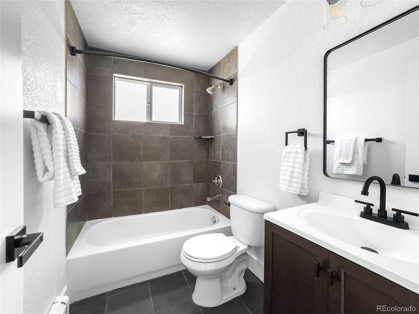 MLS Image #20 for 120 s pennsylvania street,denver, Colorado
