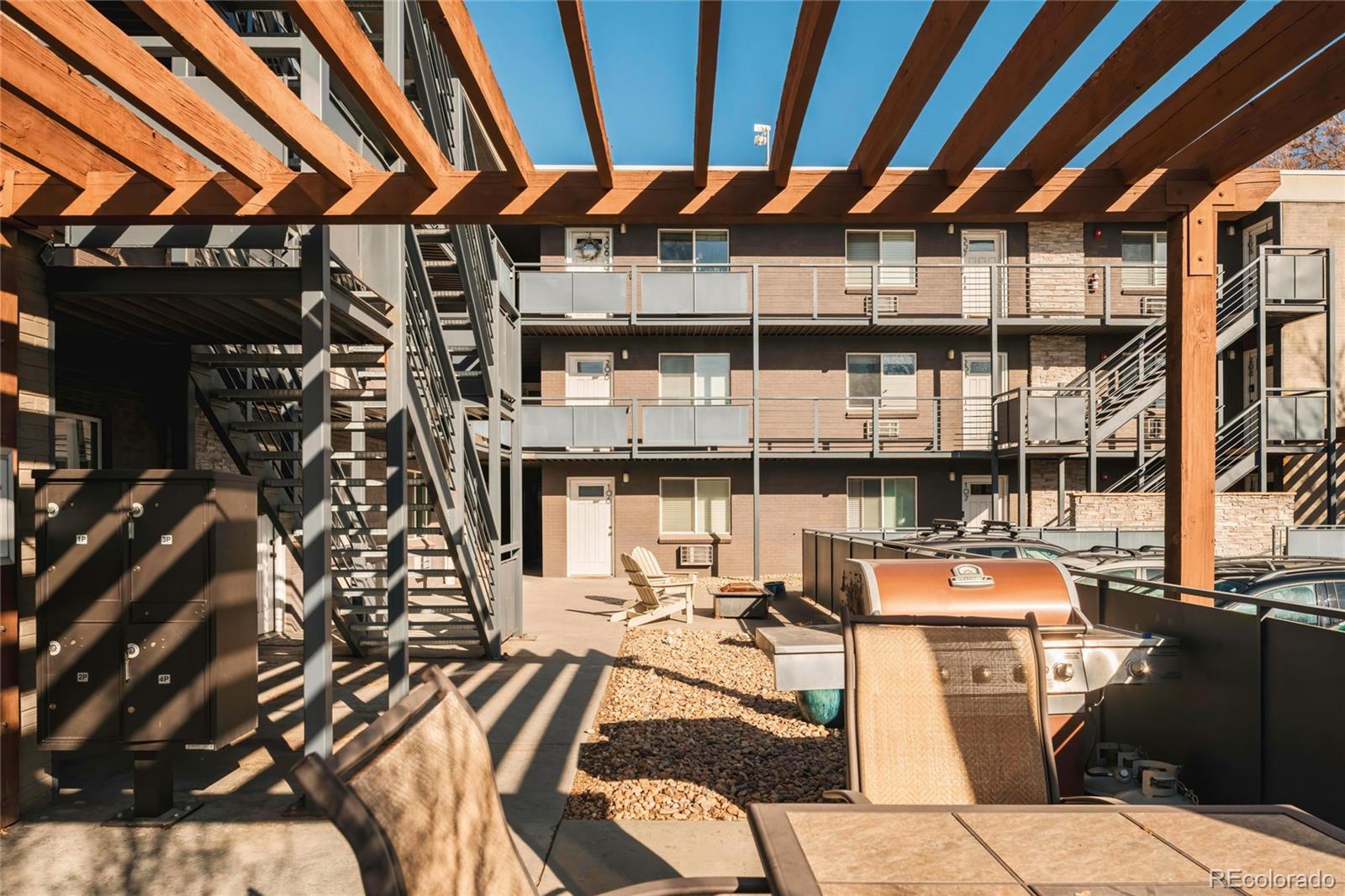 MLS Image #30 for 120 s pennsylvania street,denver, Colorado