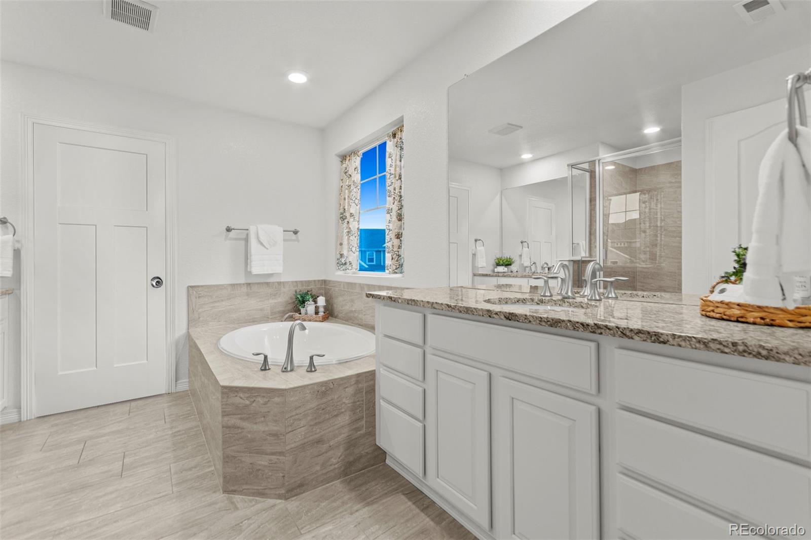 MLS Image #28 for 19973 w 94th lane,arvada, Colorado