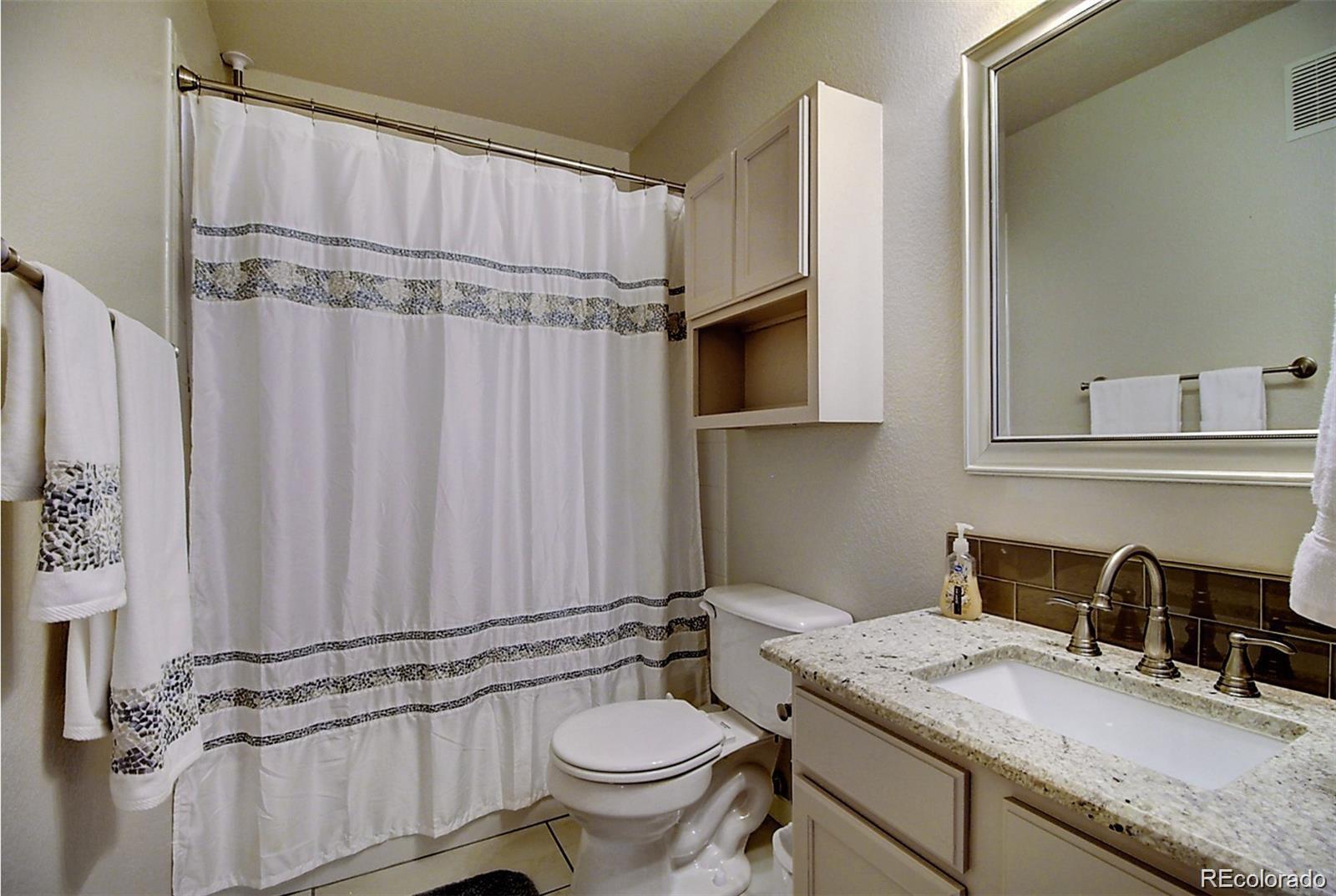 MLS Image #17 for 1727  pearl street,denver, Colorado