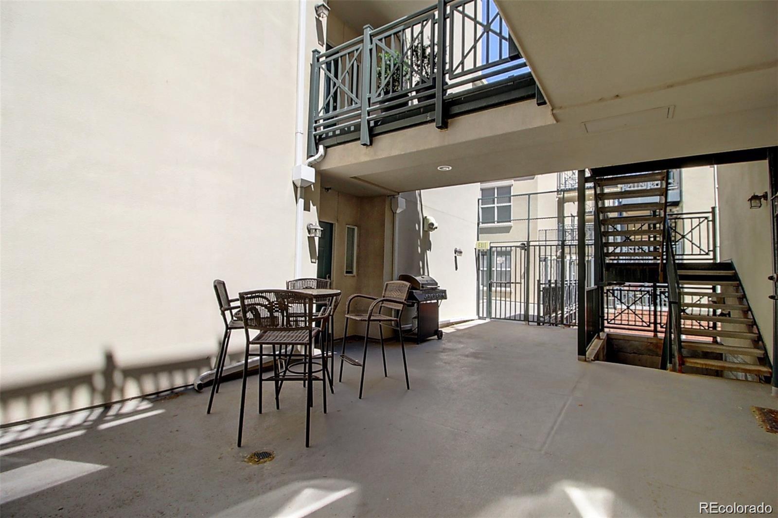 MLS Image #20 for 1727  pearl street,denver, Colorado