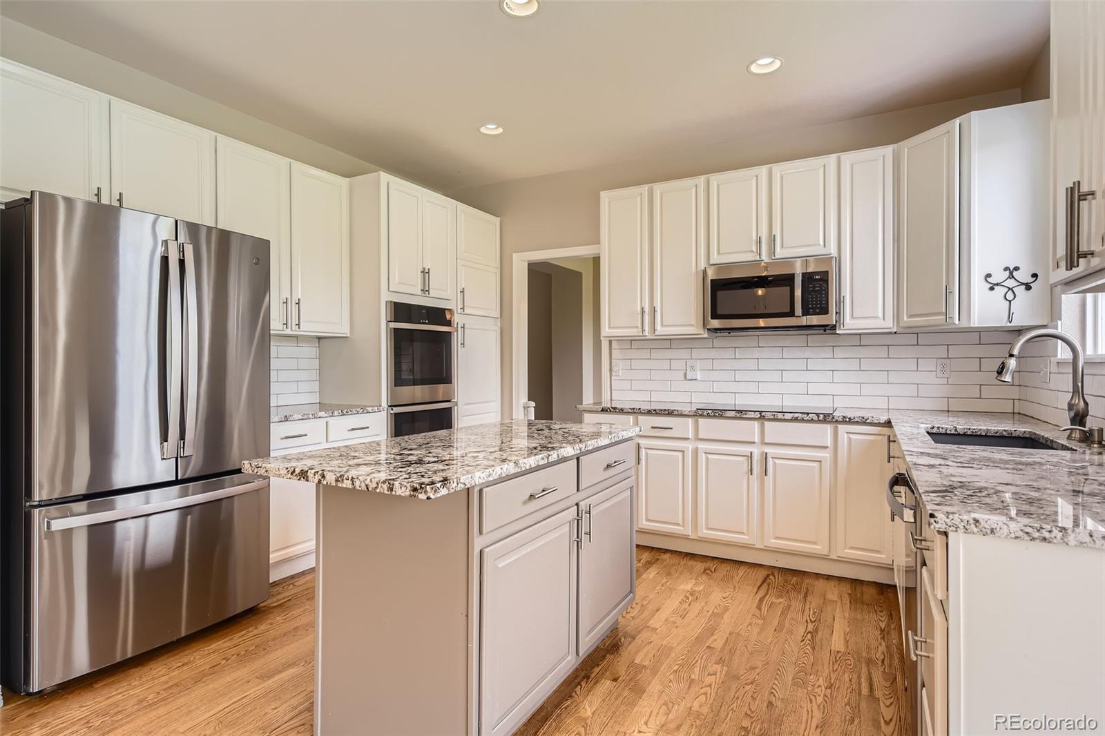MLS Image #6 for 3416  hawthorne drive,highlands ranch, Colorado