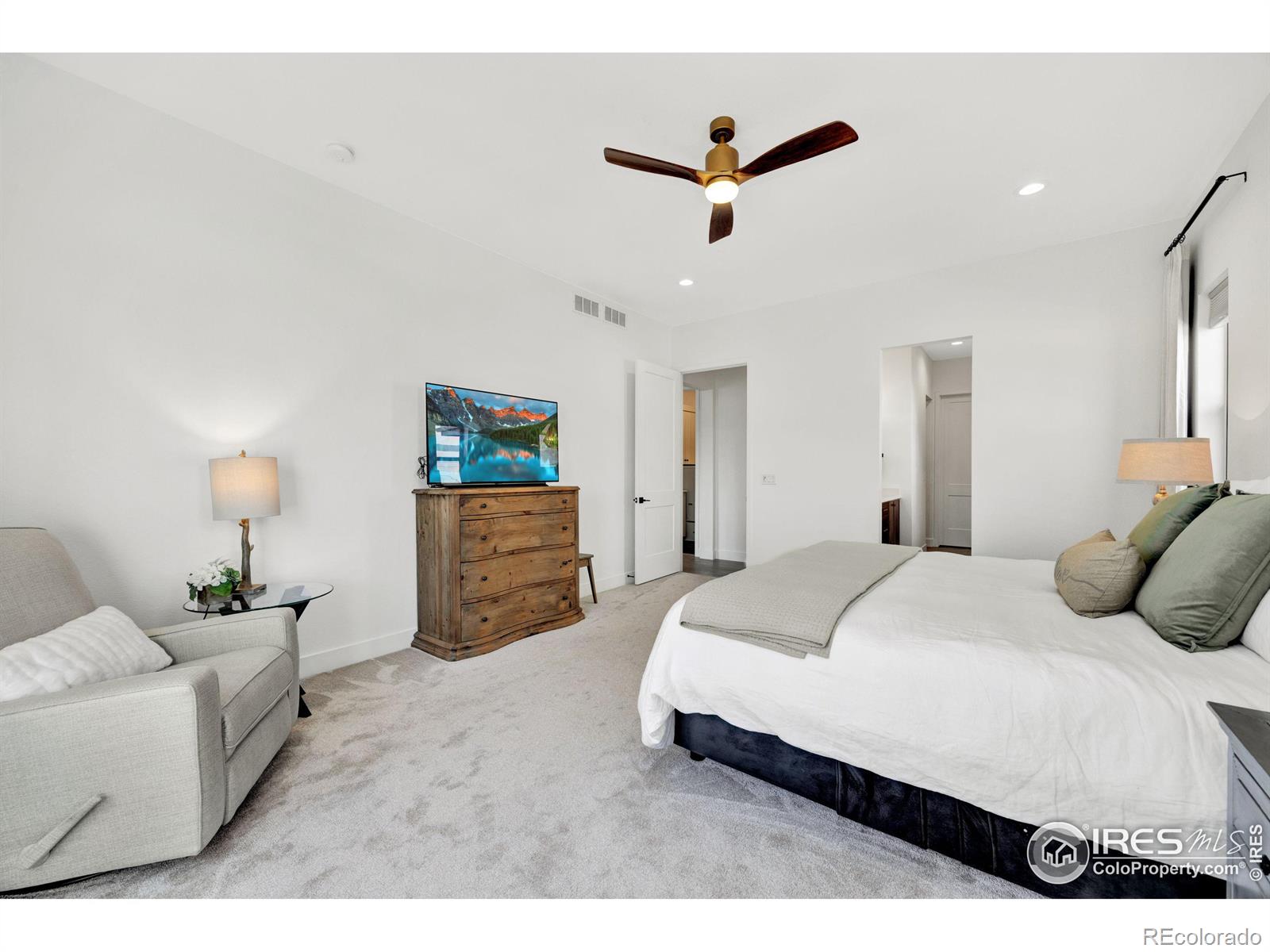 MLS Image #19 for 833  canoe birch drive,windsor, Colorado