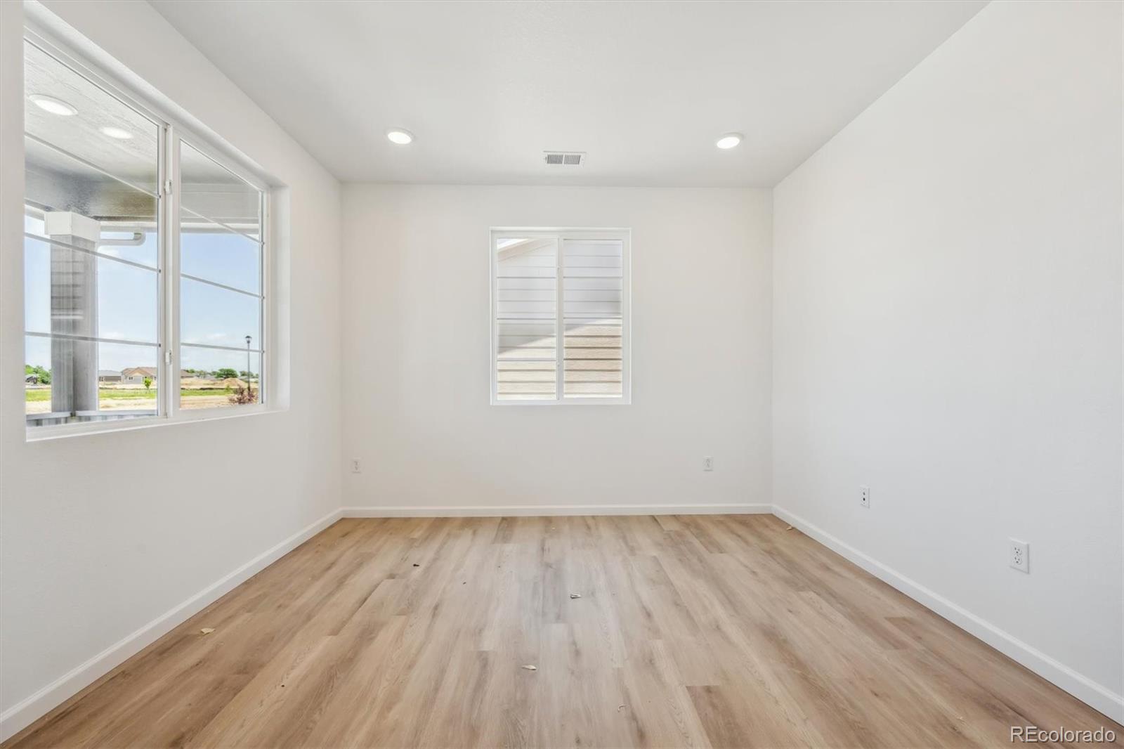 MLS Image #3 for 316  smith avenue,keenesburg, Colorado