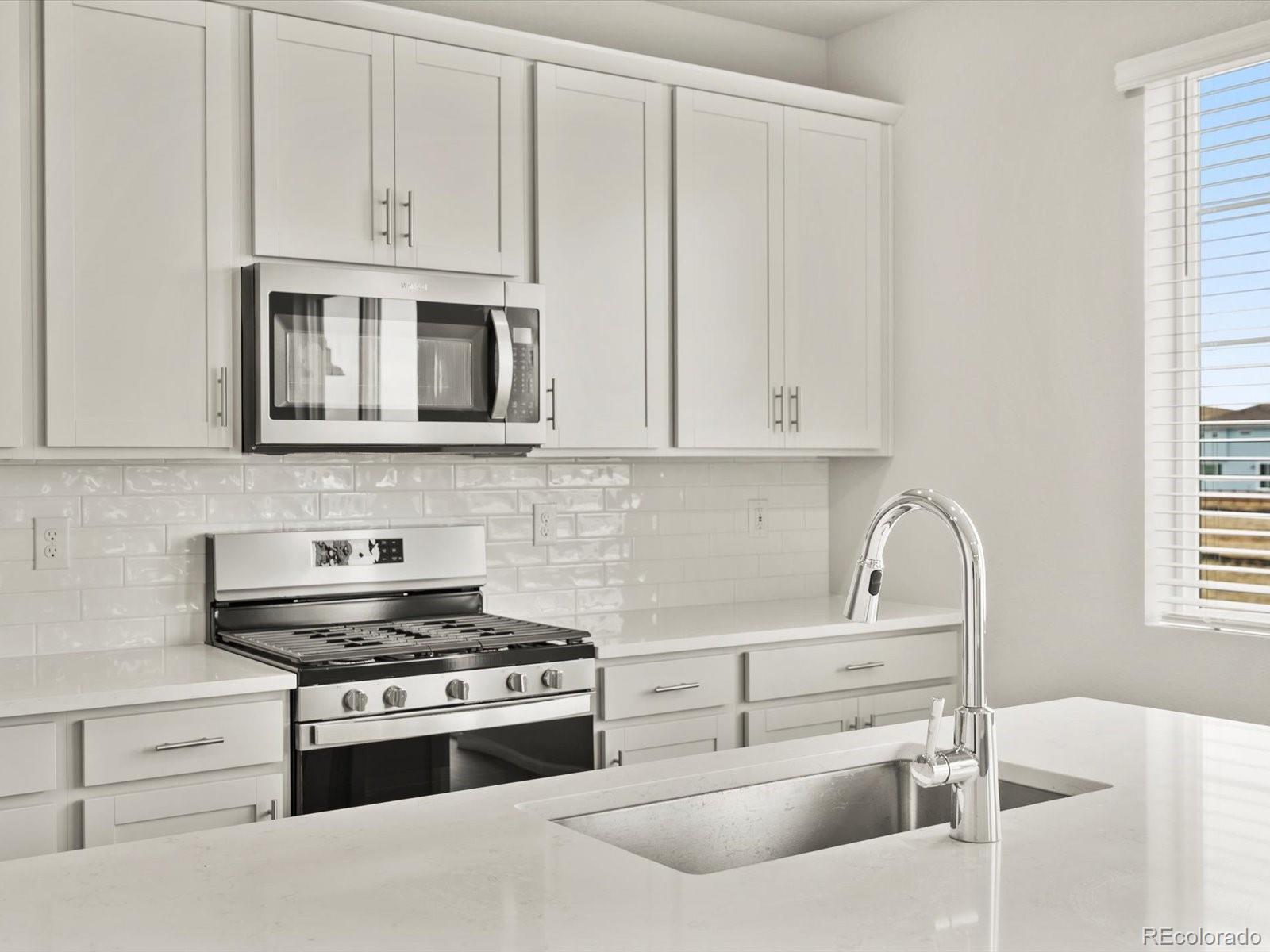 MLS Image #10 for 17120 e 90th place,commerce city, Colorado