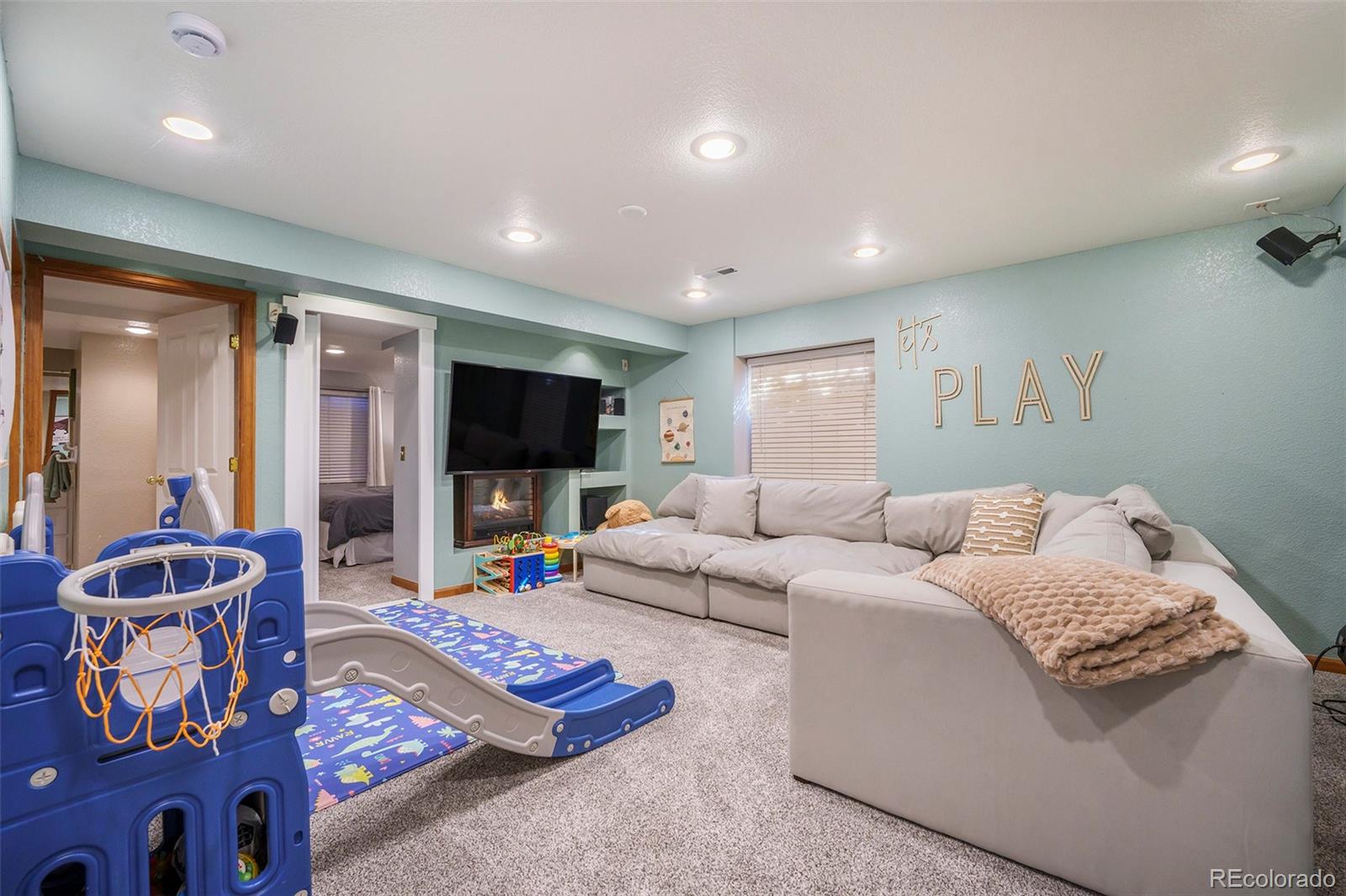 MLS Image #16 for 10873 w 84th place,arvada, Colorado