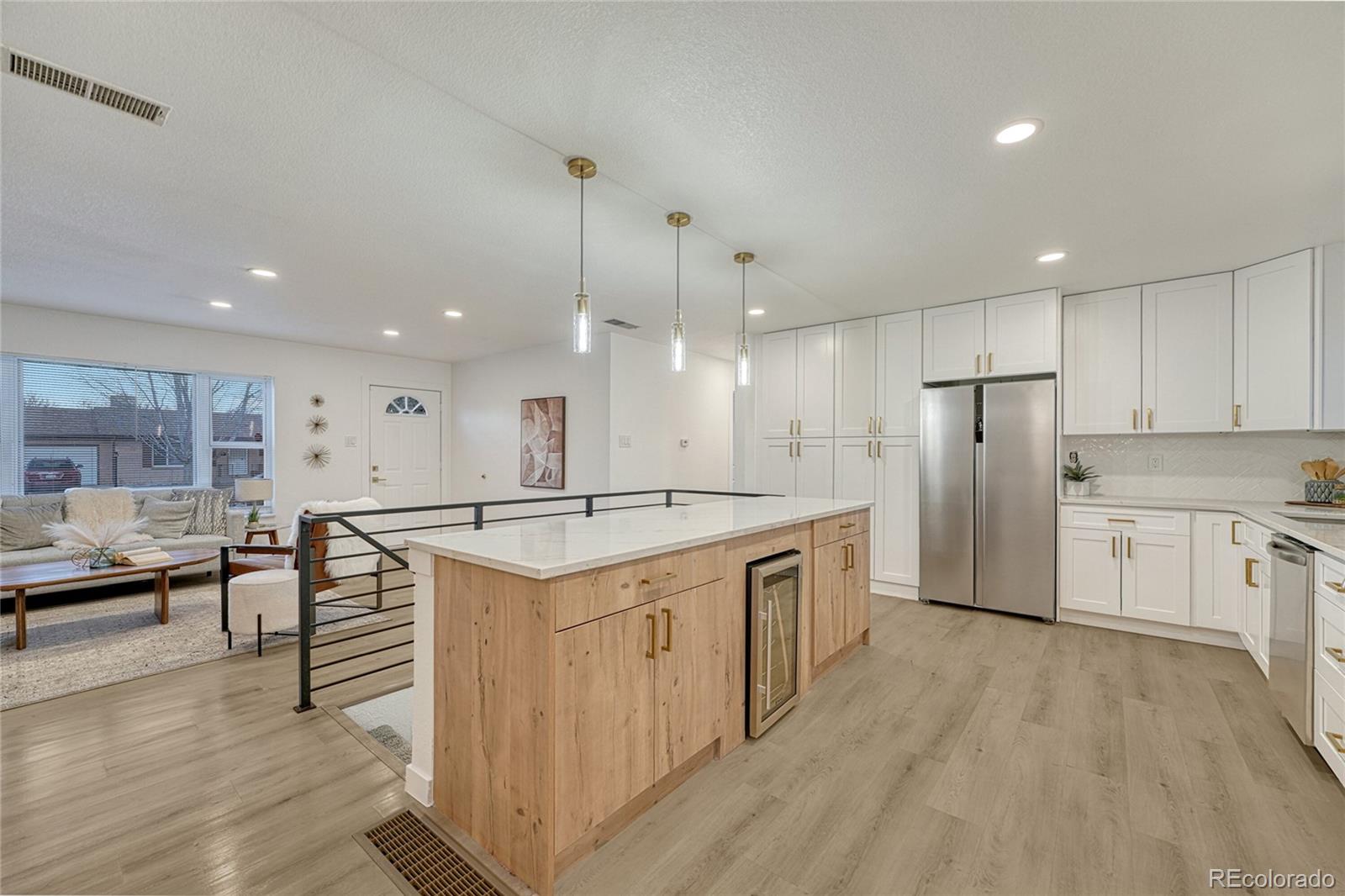 MLS Image #12 for 3243 s vrain street,denver, Colorado