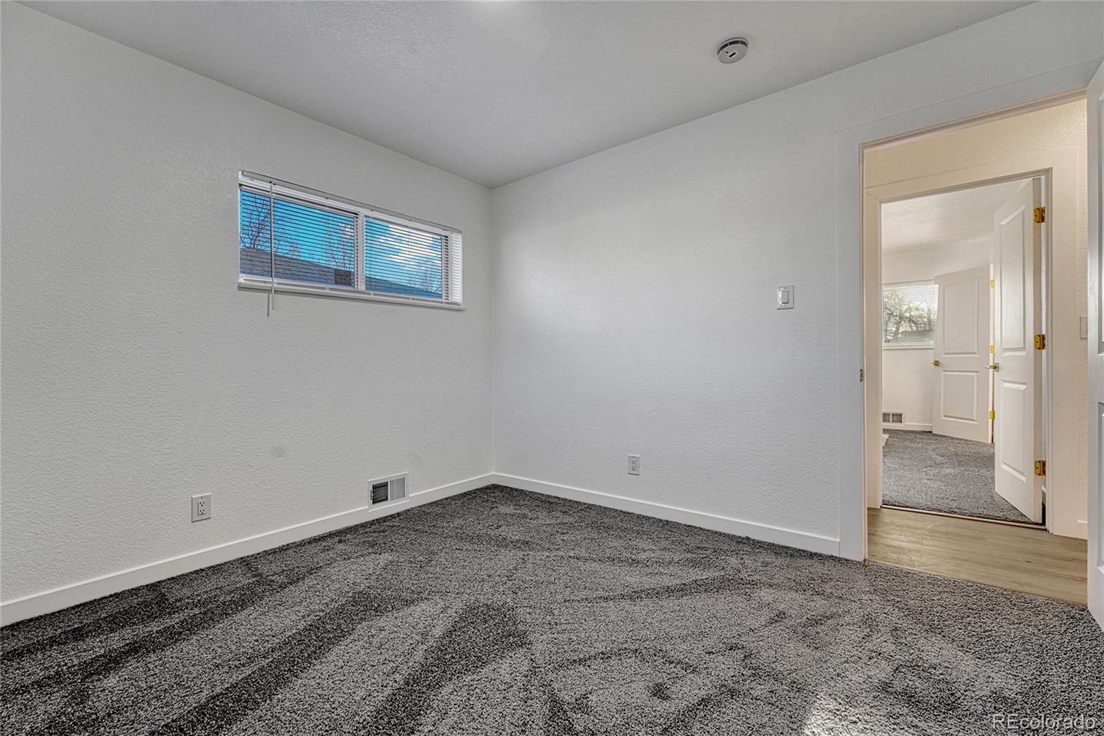 MLS Image #22 for 3243 s vrain street,denver, Colorado