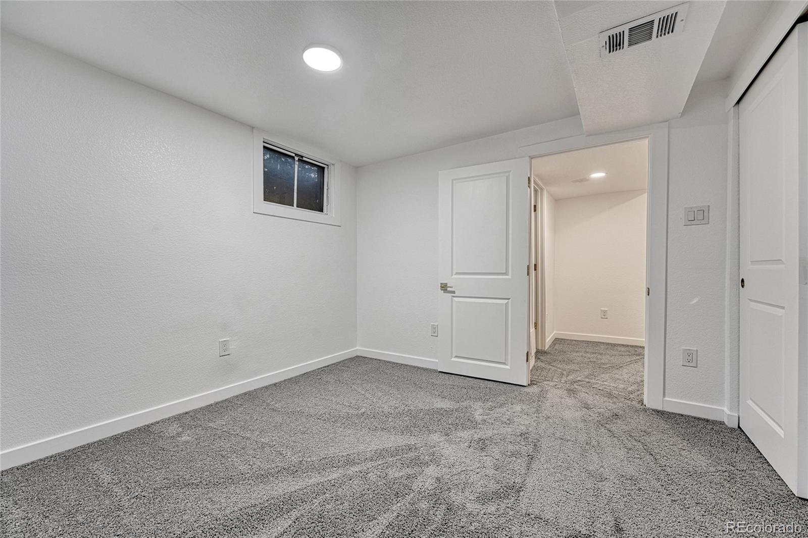MLS Image #32 for 3243 s vrain street,denver, Colorado