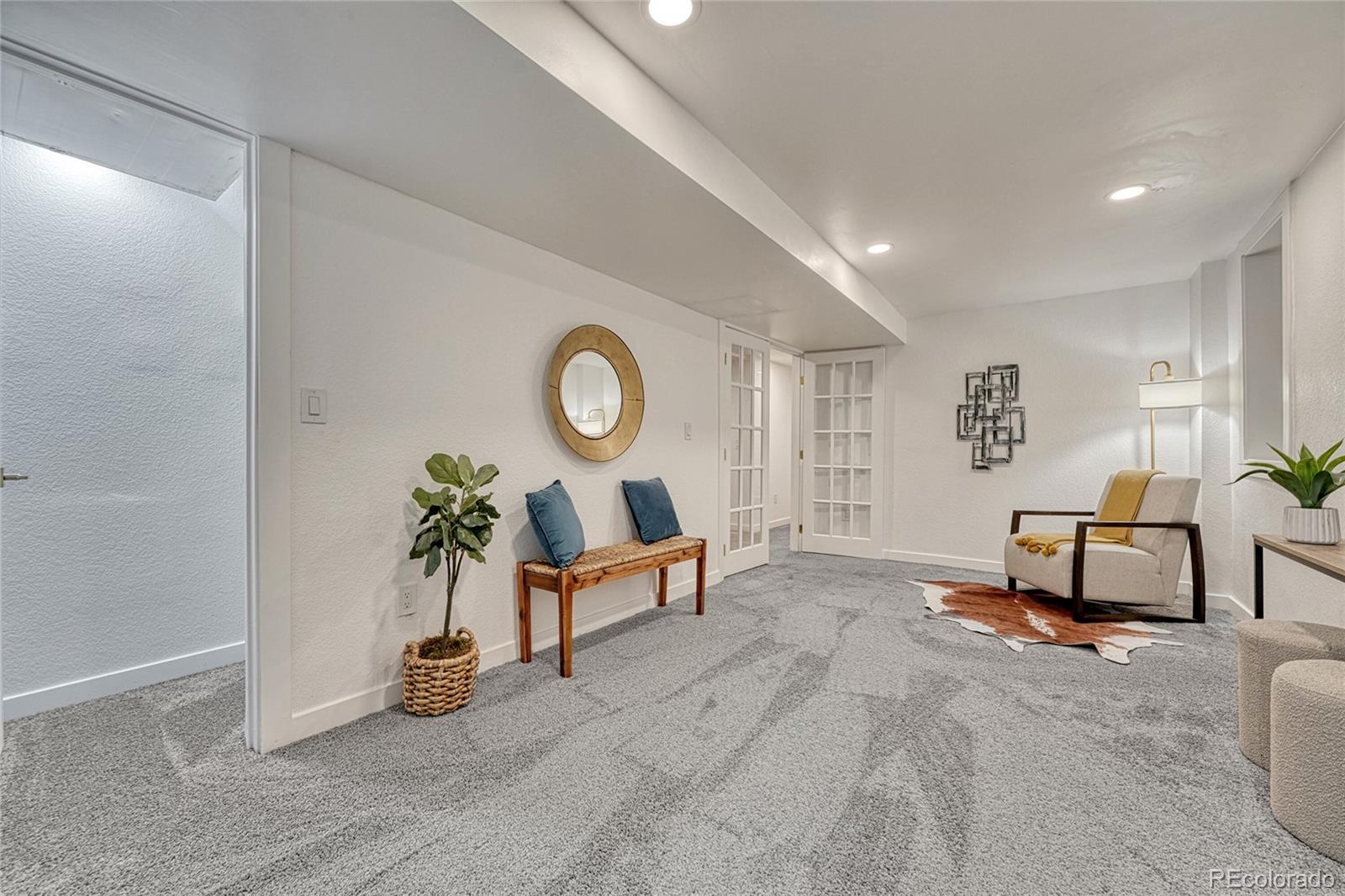 MLS Image #34 for 3243 s vrain street,denver, Colorado